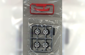 Сборная модель Nissan S30 Fairlady Z Custom, red