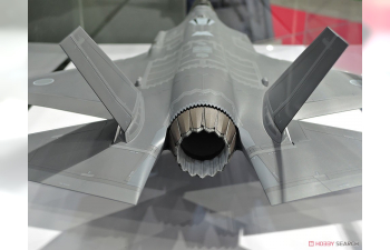 Сборная модель Lockheed Martin F-35A Lightning II