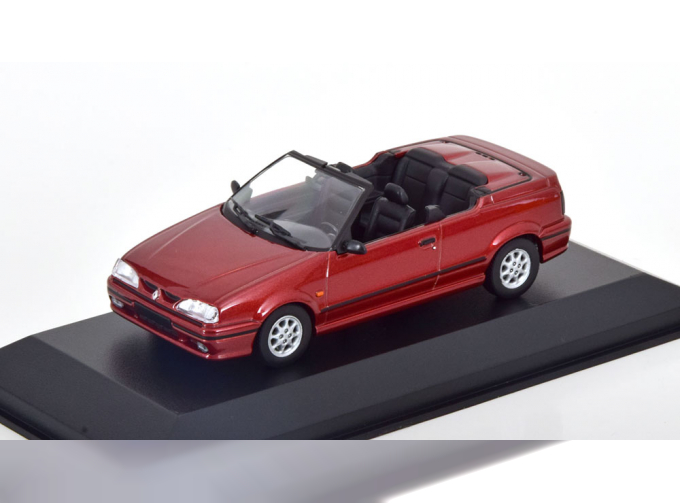 RENAULT 19 Convertible (1991), red metallic