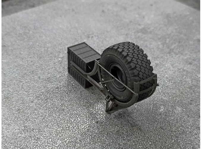 Держатель запасного колеса (ДЗК) Краз-255Б с перевернутым ящиком (ТММ, ПБУ)