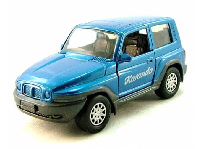 SSANG YONG Korando, blue