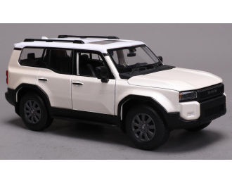 TOYOTA Land Cruiser (2024), white