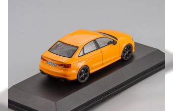 Audi RS3 Limousine (orange)