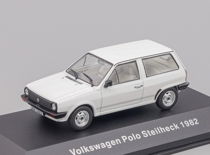 VOLKSWAGEN Polo Steilcheck 1982, white