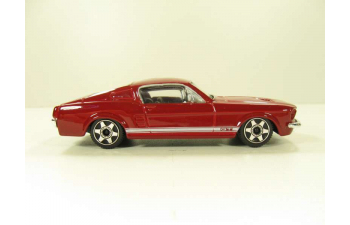 FORD Mustang GT, red