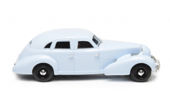 DUESENBERG sedan by A.H. Walker close headlights (1934), white