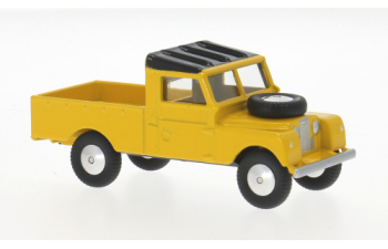 LAND ROVER 109 WB (1967), yellow