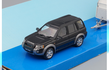 LAND ROVER Freelander с прицепом Polar-400, black / white