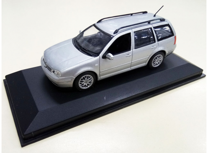 VOLKSWAGEN Golf Variant (1998), silver