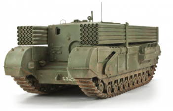 Сборная модель British 3 Inch gun Churchill tank & Snake tubes W/ 1Figure 