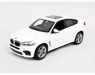 BMW X6M (2018), white