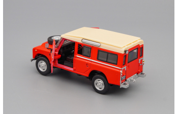 LAND ROVER Series 109, red