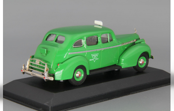 PACKARD Super 8 Formal Sedan 61 Taxi (1940), green