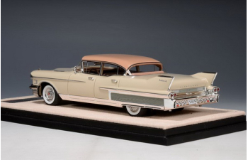 Cadillac Fleetwood Sixty Special - 1958 (Buckskin with light rosé top)