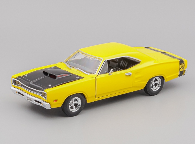 DODGE Coronet Super Bee 1969, yellow / black