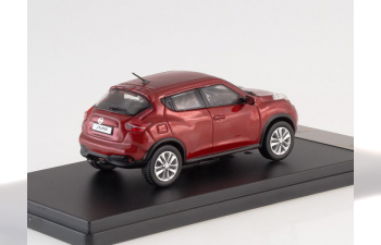 NISSAN Juke (2015), metallic red