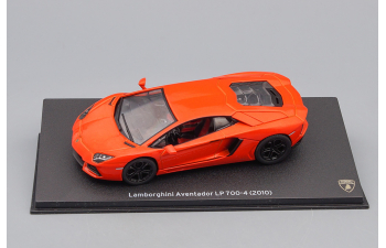 LAMBORGHINI Aventador LP 700-4 (2010), orange