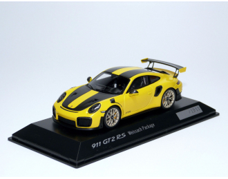 PORSCHE 911 GT2 RS 991 (2017), yellow carbon