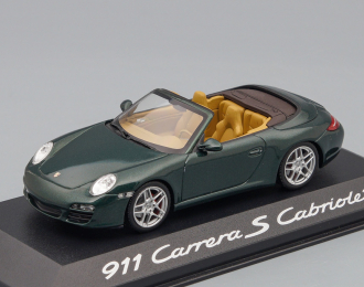 PORSCHE 911 Carrera S Cabriolet, green