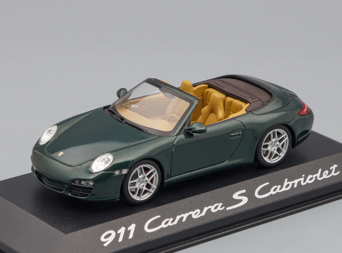 PORSCHE 911 Carrera S Cabriolet, green