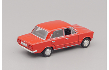 FIAT 125P MR’75, red