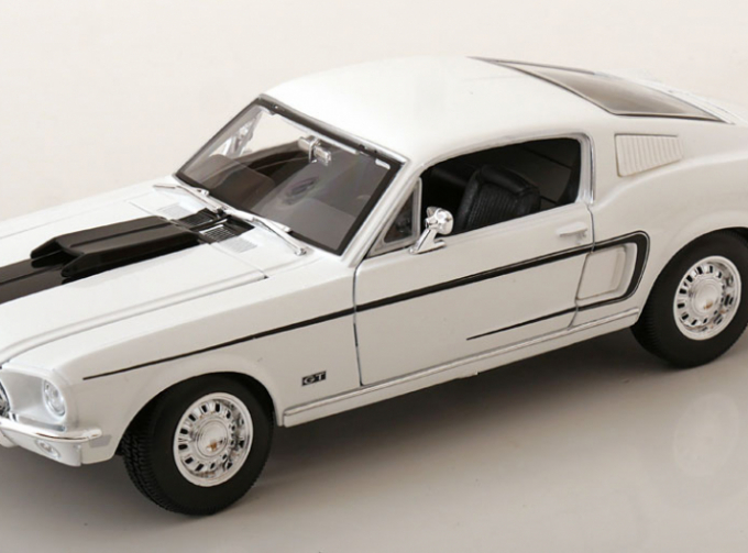 FORD Mustang GT Cobra Jet (1968), белый