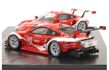 Набор из двух моделей PORSCHE 911 RSR #911 & #912 (2019)