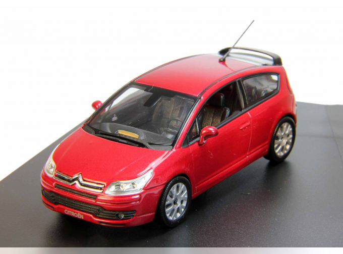 CITROEN C4, red metallic