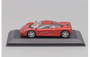 MCLAREN F1, red metallic