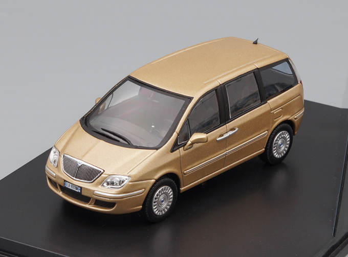 LANCIA Phedra, gold