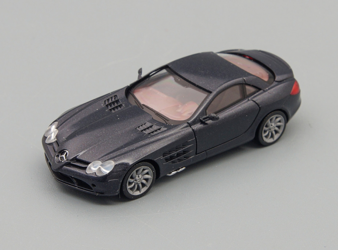 MERCEDES-BENZ SLR McLaren, black