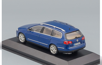 VOLKSWAGEN Passat Variant (2005), blue