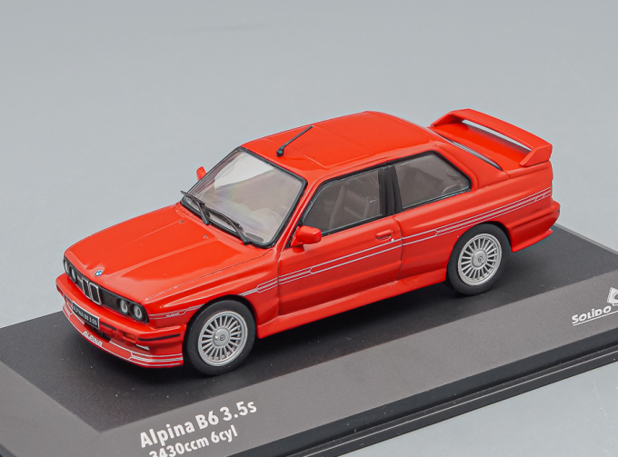 BMW Alpina B6 3.5S E30, red golden