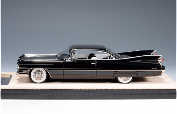 CADILLAC Coupe de Ville (1959), Black