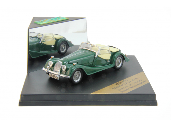 MORGAN 4/4 Serie II (1956), british racing green