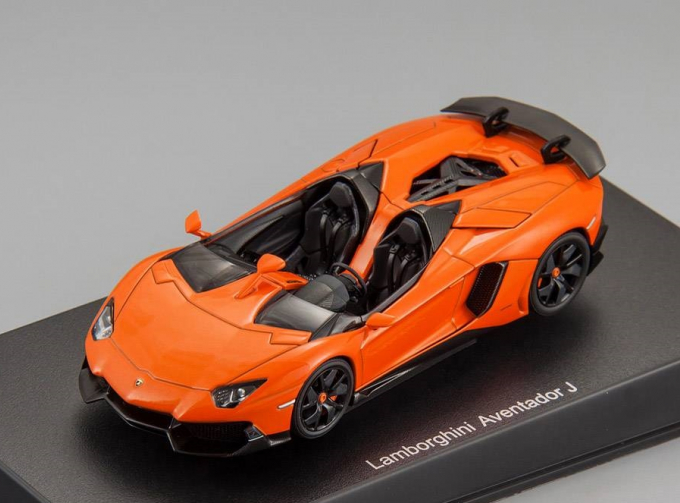 LAMBORGHINI Aventador J, pearl orange