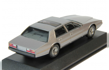 ASTON MARTIN Lagonda (1982), grey metallic