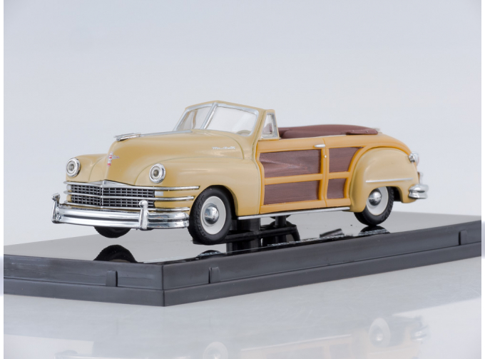 CHRYSLER Town & Country (1947), yellow lustre