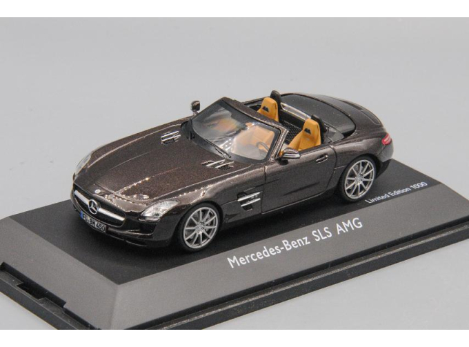 MERCEDES-BENZ SLS AMG Roadster (A197) (2012), brown