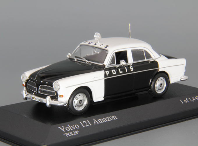 VOLVO 121 Amazon 4-door Saloon Polis (1966), black / white