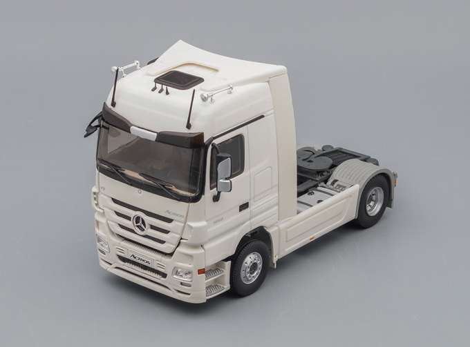 MERCEDES-BENZ Actros MP3 1860 V8 (тягач), white