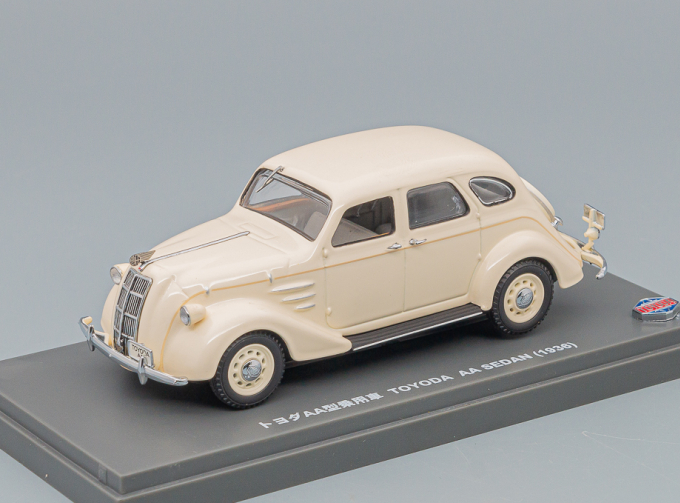 TOYODA AA Sedan (1936), ivory