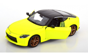 NISSAN 400z Coupe (2022), yellow