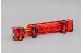 PEGASO Mofletes Diesel Tanker Truck Campsa Fuel (1949), red / yellow