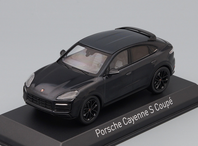 PORSCHE Cayenne S Coupe 2019 Blue Metallic