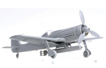 Сборная модель Focke-Wulf Ta152C-1/R14