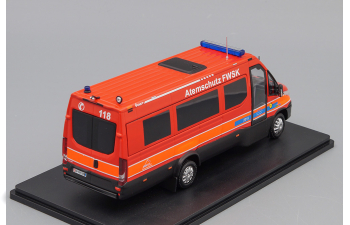 IVECO new DAILY 35-210 Van Hi-Matic Minibus "Feuerwehr Atemschutz FWSK" (пожарный Швейцария) 2019