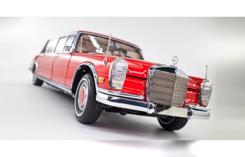 Mercedes-Benz 600 Pullman Limousine “Red Baron”