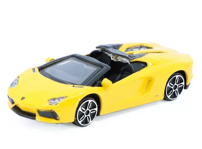 LAMBORGHINI Aventador LP700-4 (2013), yellow
