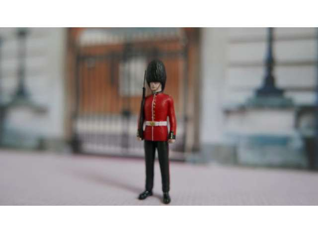 Фигурка Гвардеец королевской гвардии, окрашенная